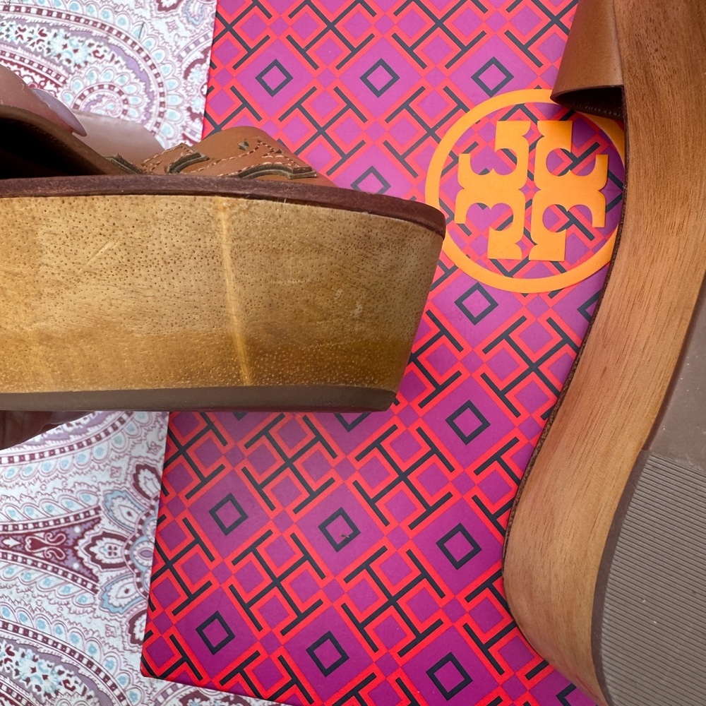 Tory Burch Tan and Gold Ines Wedge Slides - Picture 5 of 8